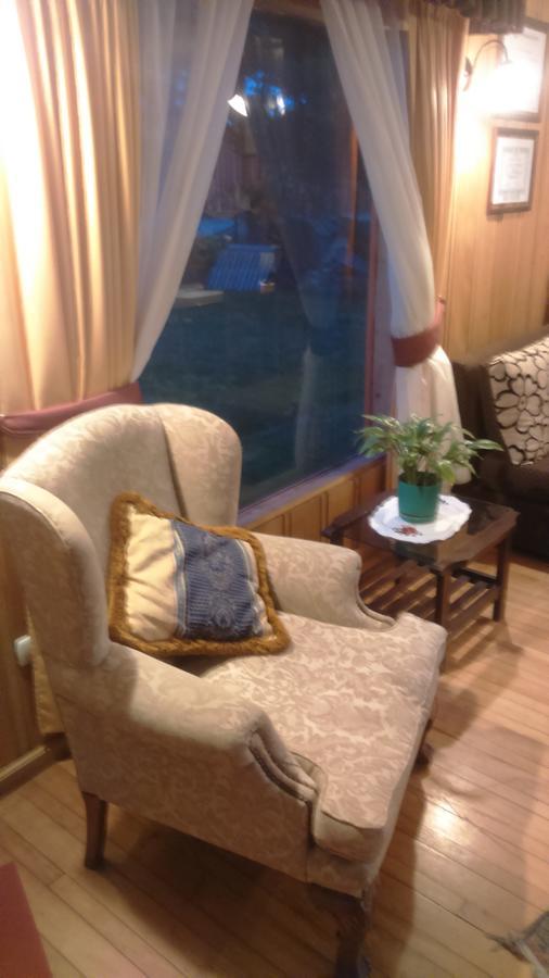 Patagonia Hostal Alojamiento Familiar Puerto Varas Ngoại thất bức ảnh