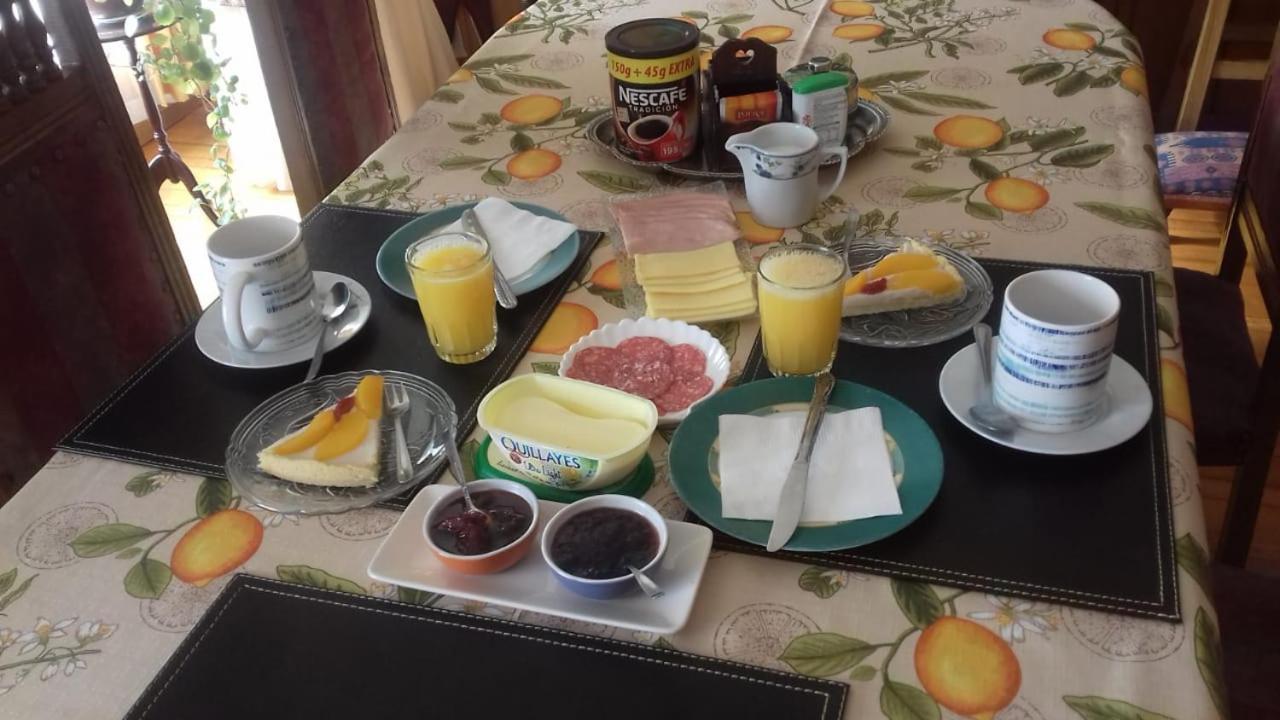 Patagonia Hostal Alojamiento Familiar Puerto Varas Ngoại thất bức ảnh